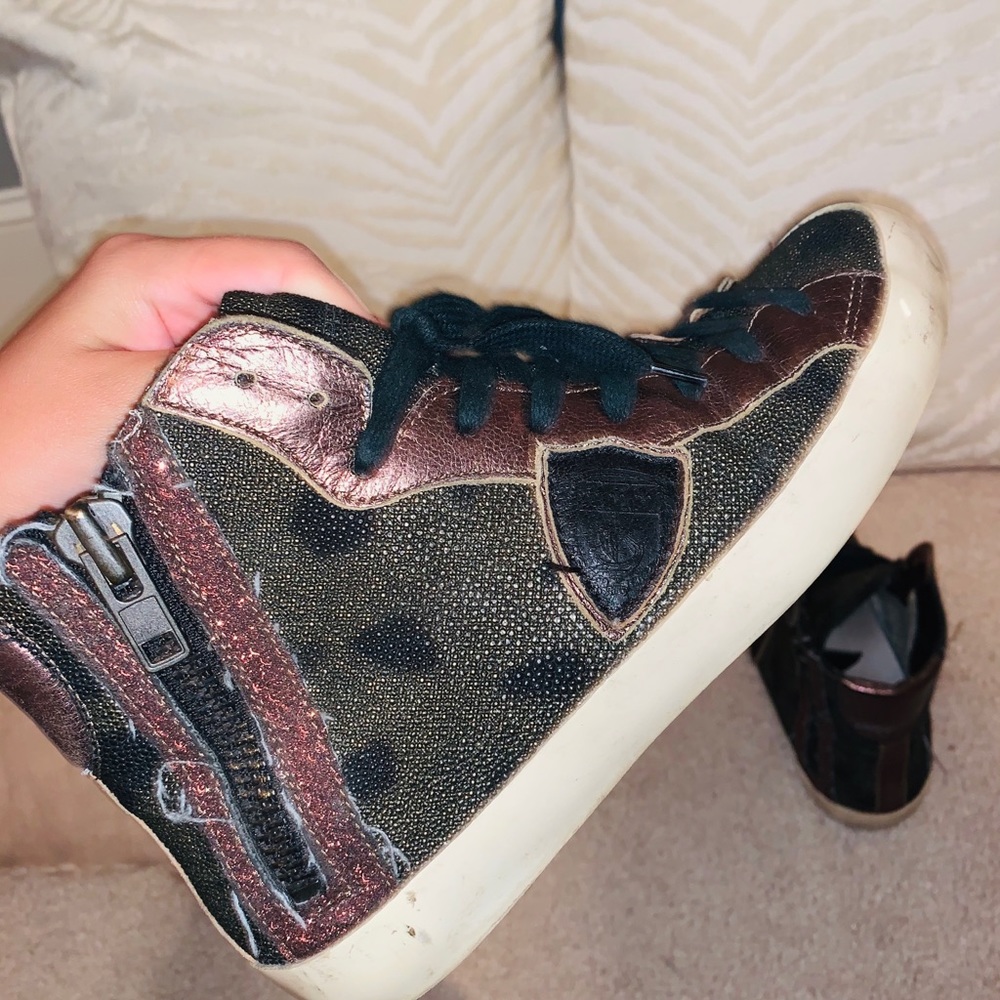 Side Zip High Cut Sneakers